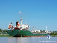 Ọkọ̀ tí ó mú epo / kemikali fún tà