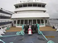 Ọkọ̀ ọpọlọpọ̀ ènìyàn fún tà
