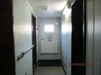 Ọkọ̀ tí wọn fi maa ń gbé ohun èlò tí ó ní ìdáná fún tà