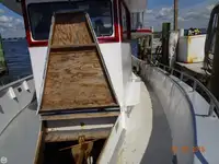 Ọkọ̀ ojú omi kékeré fún tà