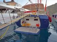 Yacht fún tà
