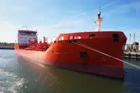 Oil/Chemical tanker fun tita
