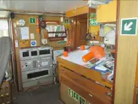 Ọkọ̀ tí ó mú ẹja pọ̀ fún tà