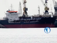 Ọkọ̀ tí ó mú epo / kemikali fún tà