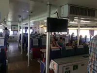 Ọkọ̀ ojú omi ìrìn-àjò fún tà