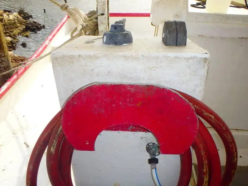 Ọkọ̀ tí ó mú ẹja fún tà