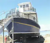 Ọkọ̀ ojú omi ìrìn-àjò fún tà