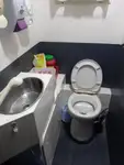 Ọkọ̀ tí ó ṣiṣẹ́ ní ibi tí wọn ṣe àgbàdí fún tà
