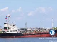 Ọkọ̀ tí ó mú epo / kemikali fún tà