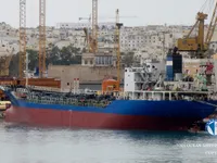 Ọkọ̀ tí ó mú epo / kemikali fún tà