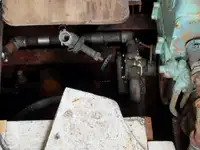 Ọkọ omi ti o mu ọja fún tà