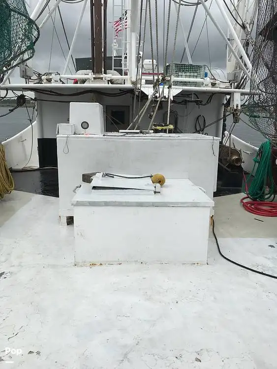 Ọkọ̀ tí ó mú ẹja fún tà