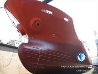 Ọkọ̀ tí ó mú epo / kemikali fún tà