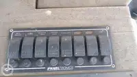 Ọkọ̀ ojú omi tí ó mú àwọn ìkọ́kọ̀ fún tà