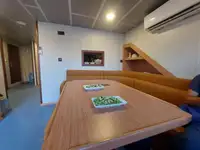 Àwọn ọkọ oju-omi ìṣẹ́ fún tà