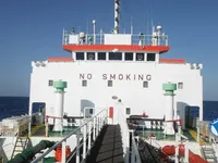 Ọkọ̀ tí ó mú epo / kemikali fún tà
