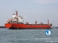 Ọkọ̀ tí ó mú epo / kemikali fún tà