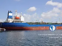Ọkọ̀ tí ó mú epo / kemikali fún tà