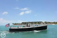 Ọkọ̀ ọpọlọpọ̀ ènìyàn fún tà