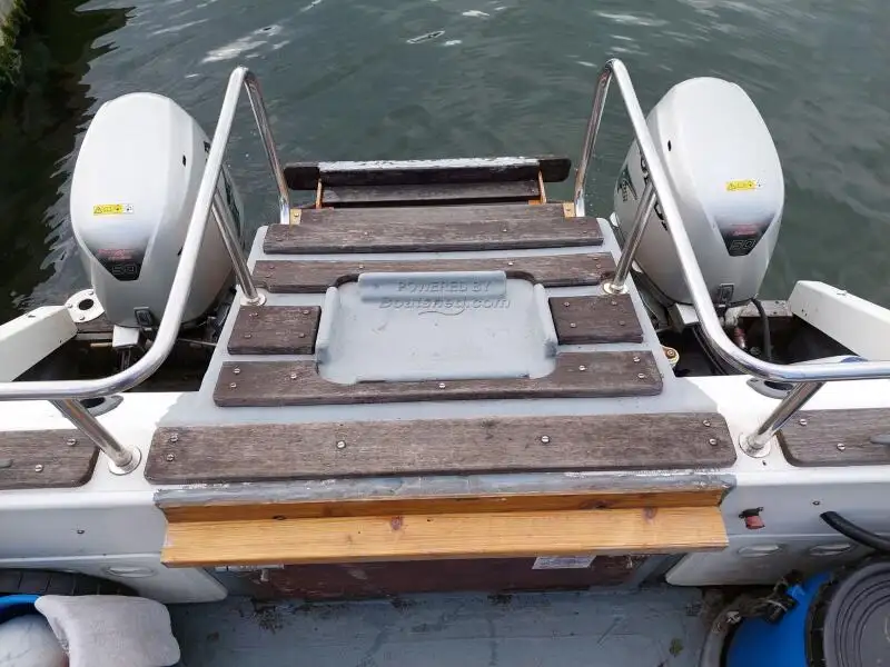 Catamaran fún tà