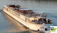 Ọkọ̀ ojú omi ìrìn-àjò fún tà
