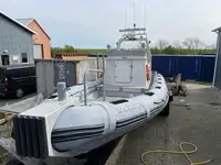 Ọkọ̀ ojú omi tí ó mú ìdọ̀tí fún tà