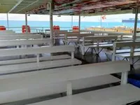Ọkọ̀ ọpọlọpọ̀ ènìyàn fún tà