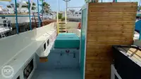 Ọkọ̀ ojú omi ìrìn-àjò fún tà