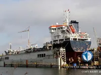 Ọkọ̀ tí ó mú epo / kemikali fún tà