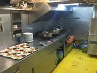 Ọkọ̀ ọpọlọpọ̀ ènìyàn fún tà