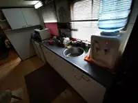 Ọkọ̀ ojú omi tí ó mú ìdọ̀tí fún tà