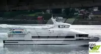 Ọkọ̀ ọpọlọpọ̀ ènìyàn fún tà