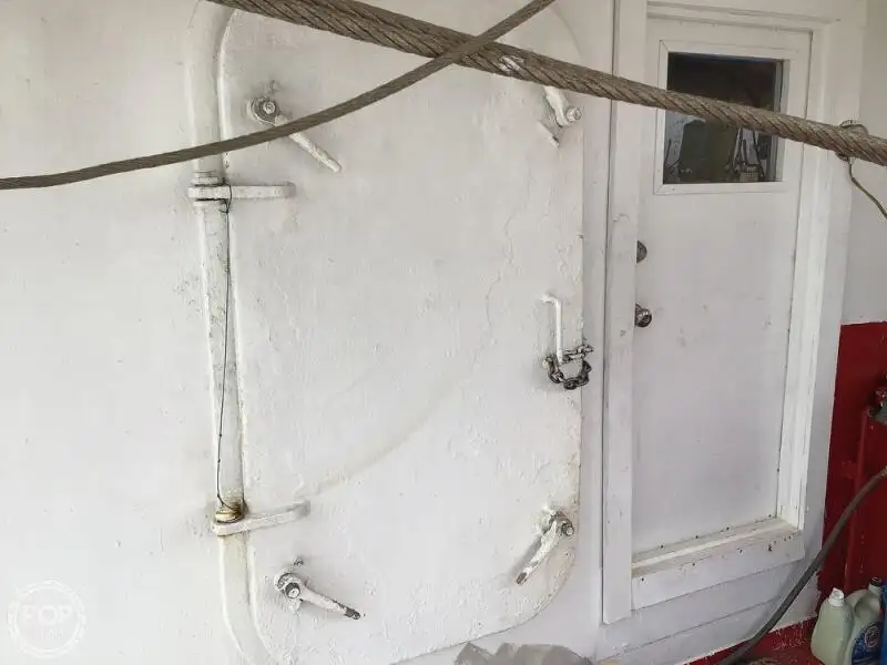 Ọkọ̀ tí ó mú ẹja fún tà