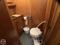 Ọkọ̀ tí ó mú ẹja pọ̀ fún tà