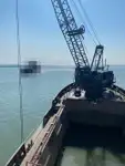 Ọkọ̀ ojú omi tí ó mú ìdọ̀tí fún tà