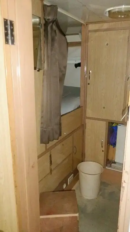 Ọkọ̀ tí ó mú ẹja pọ̀ fún tà
