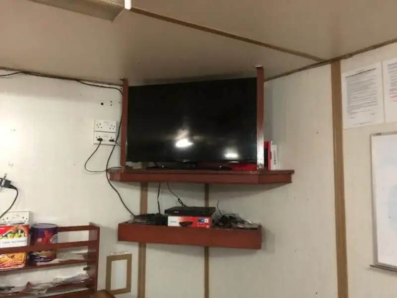 Ọkọ omi ti o fa fún tà