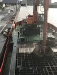 Ọkọ̀ ojú omi tí ó mú ìdọ̀tí fún tà