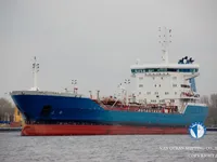Ọkọ̀ tí ó mú epo / kemikali fún tà