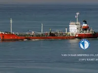 Ọkọ̀ tí ó mú epo / kemikali fún tà
