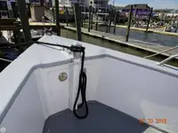 Ọkọ̀ ojú omi kékeré fún tà