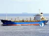 Ọkọ̀ tí ó mú epo / kemikali fún tà