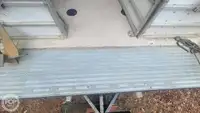 Ọkọ̀ ojú omi ìrìn-àjò fún tà
