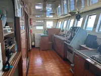 Ọkọ̀ tí ó mú ẹja fún tà