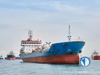 Ọkọ̀ tí ó mú epo / kemikali fún tà