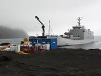 Ọkọ omi Landing, Tank fún tà