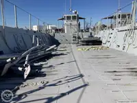 Ọkọ omi Landing, Tank fún tà