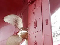 Ọkọ̀ tí ó mú ẹja pọ̀ fún tà