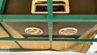 Ọkọ̀ ojú omi tí ó mú àwọn ìkọ́kọ̀ fún tà