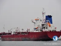 Ọkọ̀ tí ó mú epo / kemikali fún tà